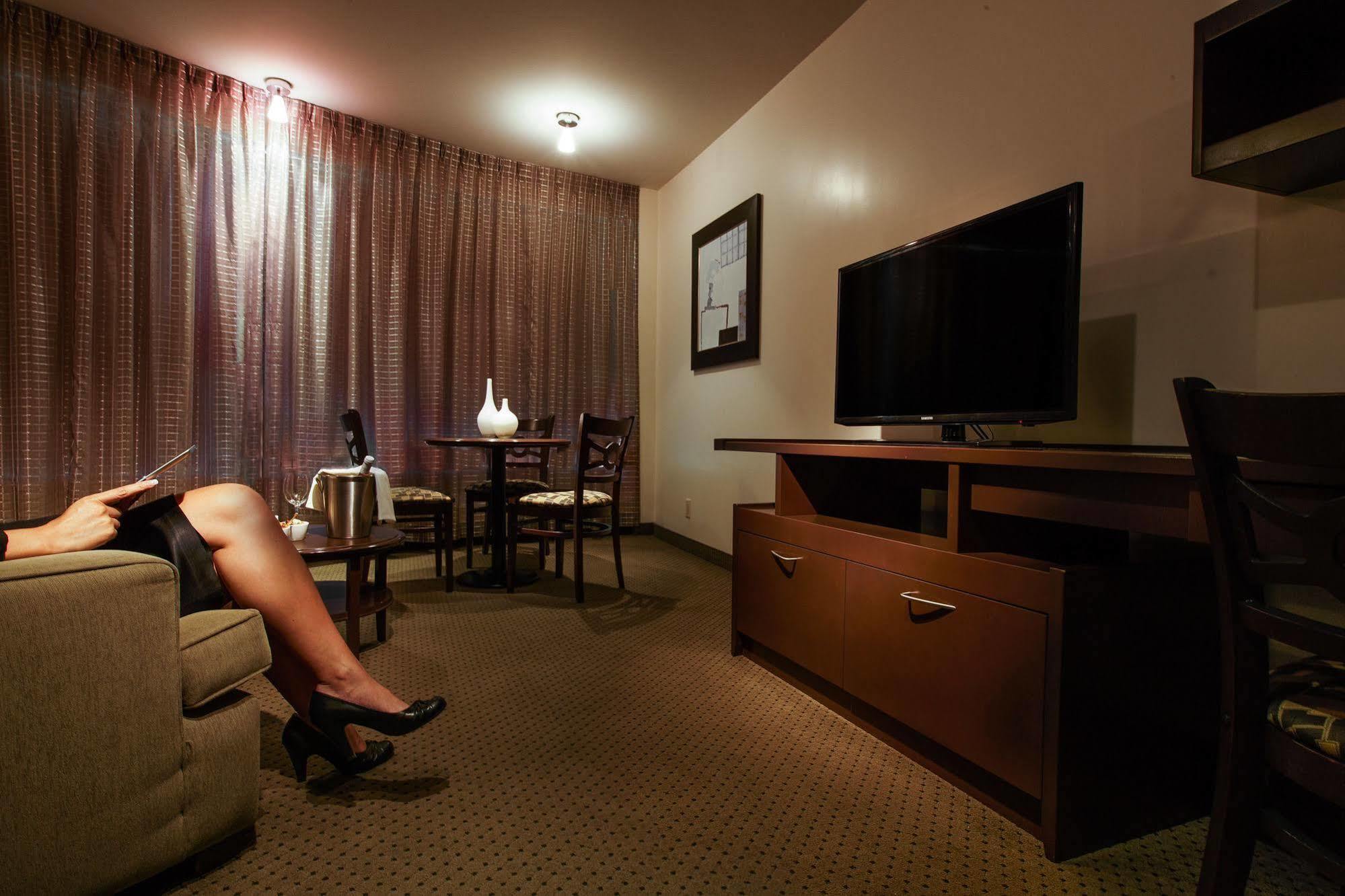 Hotel Mortagne Boucherville Luaran gambar